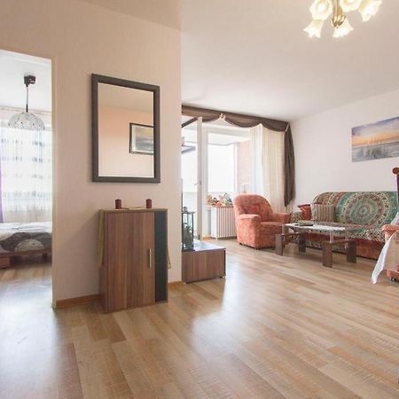 48 Qm Whole Apartment To Rent Out Near Ini And Mhh Hanóver Exterior foto